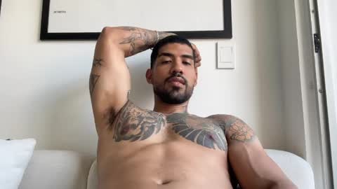 Myke esthetic online show from 05-14-26, 07:31