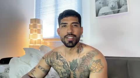 Snapshot of myke_esthetic chatting on 06-24-26, 07:13 Myke esthetic online show from 06-24-26, 07:13