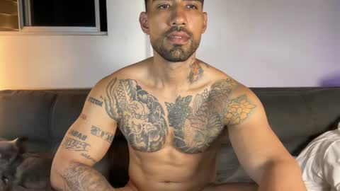 Snapshot of myke_esthetic chatting on 06-27-26, 06:29 Myke esthetic online show from 06-27-26, 06:29