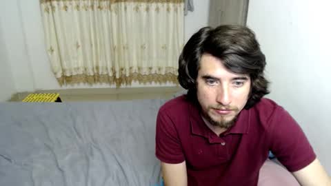 Snapshot of myke_xxx chatting on 02-17-26, 01:35 mike online show from 02-17-26, 01:35