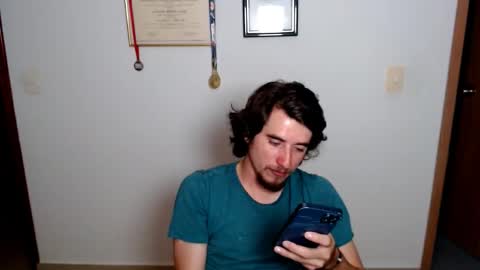 Snapshot of myke_xxx chatting on 02-25-26, 01:59 mike online show from 02-25-26, 01:59