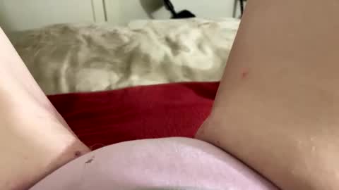 Snapshot of mykittyneedsuu chatting on 02-20-25, 10:27 Kitty online show from 02-20-25, 10:27