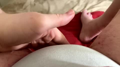 Snapshot of mykittyneedsuu chatting on 03-10-25, 09:53 Kitty online show from 03-10-25, 09:53