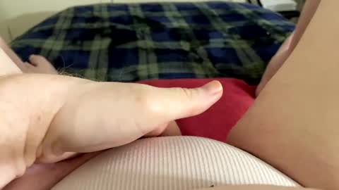 Snapshot of mykittyneedsuu chatting on 10-28-25, 09:35 Kitty online show from 10-28-25, 09:35