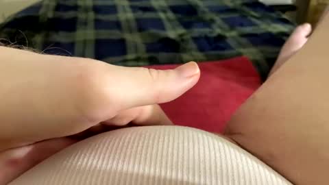 Snapshot of mykittyneedsuu chatting on 10-29-25, 09:55 Kitty online show from 10-29-25, 09:55