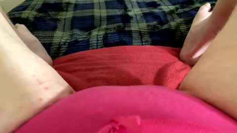 Snapshot of mykittyneedsuu chatting on 12-18-25, 10:54 Kitty online show from 12-18-25, 10:54