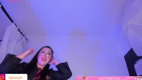 Myla  online show from 10-30-25, 11:33