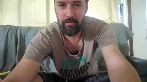 Snapshot of myleshodges chatting on 03-25-26, 04:07 myleshodges online show from 03-25-26, 04:07