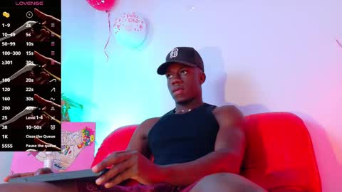 Mylo Wallace  online show from 03-03-25, 10:52