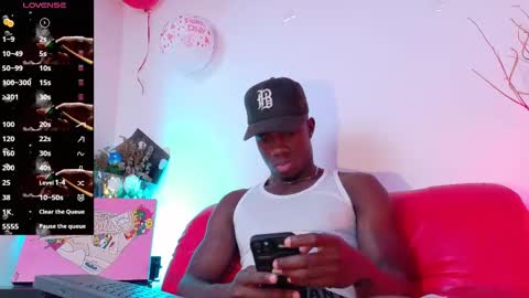 Mylo Wallace  online show from 03-06-25, 11:09