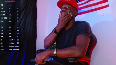 Mylo Wallace  online show from 10-15-25, 07:36