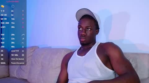 Mylo Wallace  online show from 03-10-26, 02:38