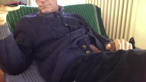 Bi sexy guy lovense hush is on private is open or password show tip if you like. online show from 11-23-25, 08:47