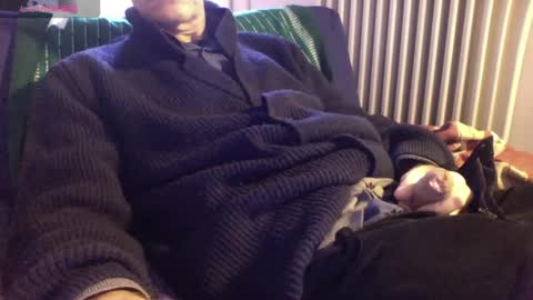 Bi sexy guy lovense hush is on private is open or password show tip if you like. online show from 02-27-26, 07:30