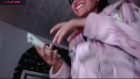 myomi online show from 12-15-25, 03:00