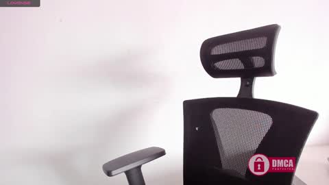 Bella online show from 01-28-25, 06:17