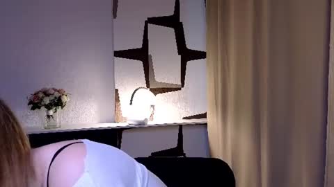 Snapshot of mysmila chatting on 07-08-26, 01:26 mysmila online show from 07-08-26, 01:26