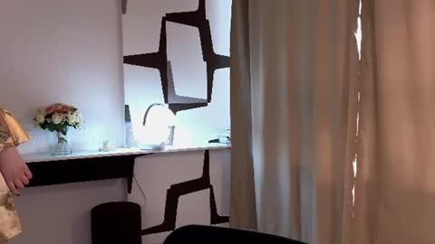 Snapshot of mysmila chatting on 07-17-26, 02:02 mysmila online show from 07-17-26, 02:02