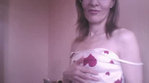 mysterious_blondy online show from 04-21-26, 06:09