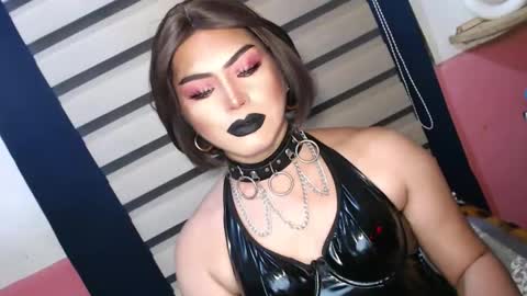 Snapshot of mysterious_diva chatting on 06-08-26, 01:28 SUPPORT GODDESS TRISHA AND DONT FORGET TO FOLLOW ME online show from 06-08-26, 01:28