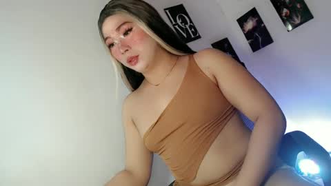 Snapshot of mysterious_kim chatting on 07-06-26, 02:19 kimmy online show from 07-06-26, 02:19