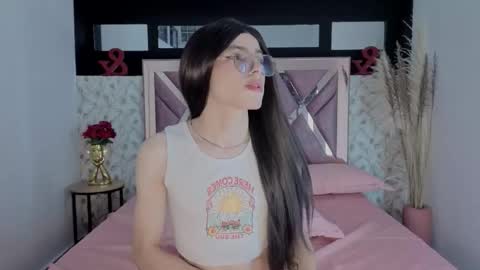 Snapshot of mysterius_boy chatting on 12-13-25, 10:04 Marcus online show from 12-13-25, 10:04