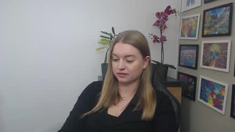 Erica online show from 03-10-26, 01:16