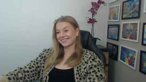 Erica online show from 04-26-26, 10:24