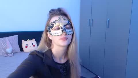 Snapshot of mysterygirl2023 chatting on 03-27-26, 11:10 Mystery Girl online show from 03-27-26, 11:10