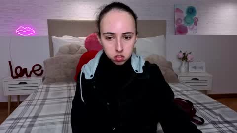 Snapshot of mystic_butterflyy_ chatting on 04-15-26, 07:37 mystic_butterflyy_ online show from 04-15-26, 07:37