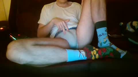 Snapshot of mysticalstoner chatting on 12-28-24, 03:04 HorniestBoy online show from 12-28-24, 03:04