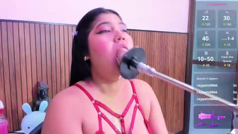 Snapshot of mysticlatina chatting on 10-22-25, 11:43 mysti online show from 10-22-25, 11:43