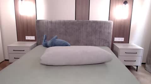 Snapshot of mysticsirenn chatting on 11-08-25, 09:31 mysticsirenn online show from 11-08-25, 09:31