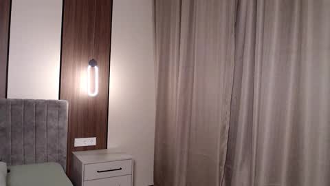 Snapshot of mysticsirenn chatting on 11-11-25, 04:29 mysticsirenn online show from 11-11-25, 04:29