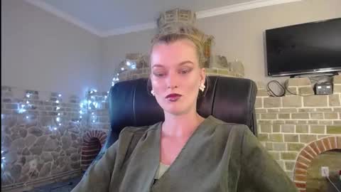 Snapshot of mysticvenus_ chatting on 09-16-25, 03:02 mysticvenus_ online show from 09-16-25, 03:02