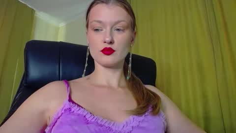 Snapshot of mysticvenus_ chatting on 11-13-25, 01:21 mysticvenus_ online show from 11-13-25, 01:21