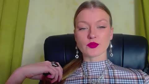 Snapshot of mysticvenus_ chatting on 12-05-25, 02:47 mysticvenus_ online show from 12-05-25, 02:47