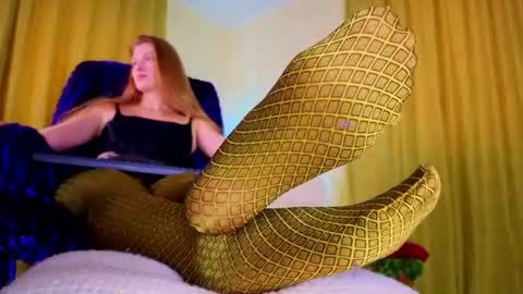 Snapshot of mysticvenus_ chatting on 07-25-26, 08:23 mysticvenus_ online show from 07-25-26, 08:23