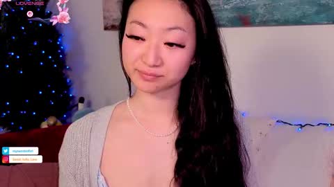 Snapshot of mysweetsofie1 chatting on 12-16-25, 05:07 MySweetSofie online show from 12-16-25, 05:07