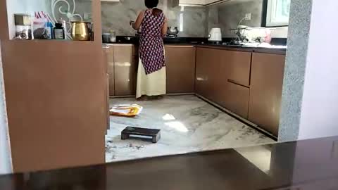 Snapshot of n298033 chatting on 11-04-25, 06:01 n298033 online show from 11-04-25, 06:01