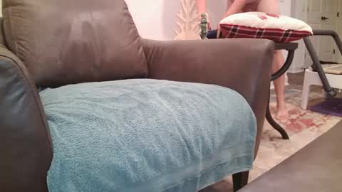 Snapshot of n2deeeep chatting on 12-24-24, 01:16 Lynn online show from 12-24-24, 01:16