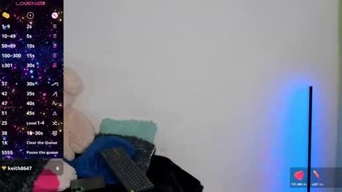 Snapshot of n_tiana chatting on 02-13-25, 04:43 Tiana online show from 02-13-25, 04:43