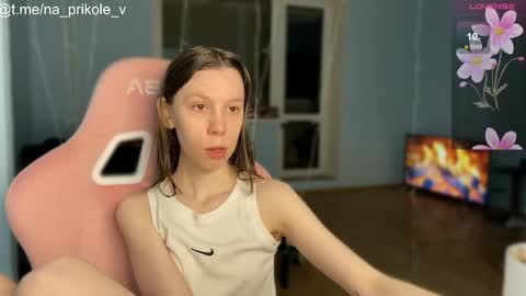 Vanessa and Julia  online show from 11-21-25, 05:55