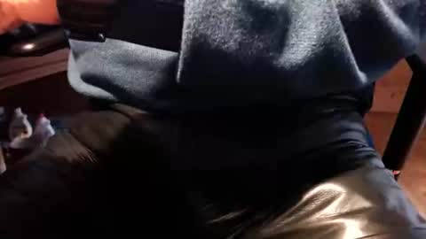 naaapa online show from 11-11-25, 08:36