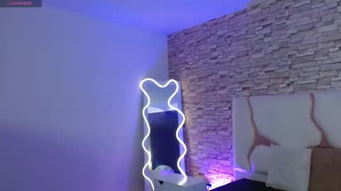 Snapshot of naanaky_tay chatting on 09-20-25, 11:55 TARA online show from 09-20-25, 11:55