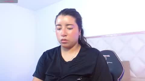 Snapshot of naanaky_tay chatting on 10-16-25, 11:55 TARA online show from 10-16-25, 11:55