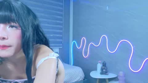 naaomi_cute online show from 10-27-25, 02:37