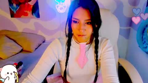 Camila-   free online show from 03-11-25, 08:31