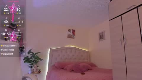 Snapshot of naath_ chatting on 01-12-25, 12:28 anny online show from 01-12-25, 12:28