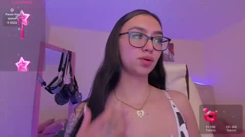 Snapshot of naath_ chatting on 02-18-25, 10:14 anny online show from 02-18-25, 10:14